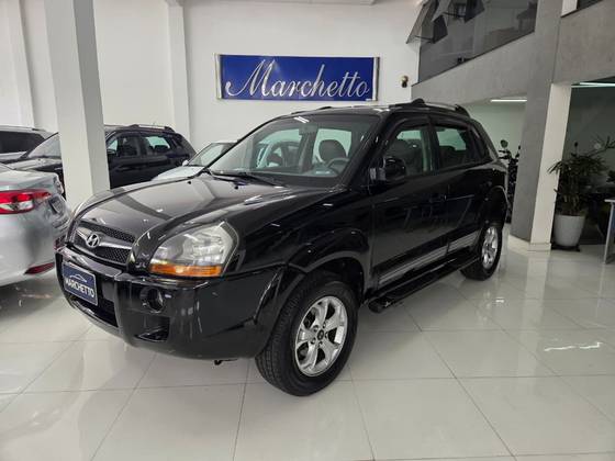 HYUNDAI TUCSON 2.0 MPFI GLS 16V 143CV 2WD FLEX 4P AUTOMÁTICO HYUNDAI TUCSON 2.0 MPFI GLS 16V 143CV 2WD FLEX 4P AUTOMÁTICO